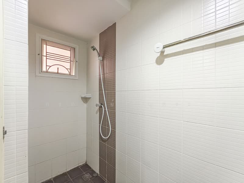 Merit Grand Donmuang : เมอริท แกรนด์ ดอนเมือง, Bangkok, เทิดราชัน, Si Khan, Don Mueang, Bangkok, 3 Bedrooms, 120 sqm, Townhouse For Sale, by กรกฤตย์ บุญสระ, 500202882 - DDproperty.com