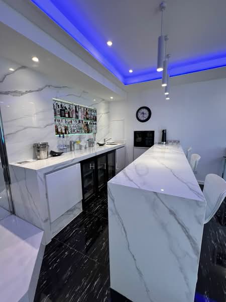 Chateau Dale Thabali : ชาโตว์ดาเล ไทยบาหลี, ชลบุรี, ถนนทัพพระยา, หนองปรือ, บางละมุง, ชลบุรี, 300 ตร.ม., คอนโด ขาย, โดย Philip, 500202885 - DDproperty.com