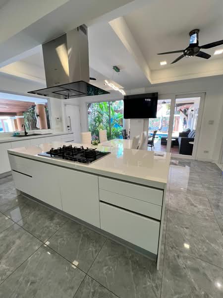 Chateau Dale Thabali, Chon Buri (Pattaya), Thappraya Rd, Nong Pru, Bang Lamung (Pattaya), Chon Buri (Pattaya), 4 Bedrooms, 300 sqm, Condo For Sale, by Philip, 500202885 - DDproperty.com