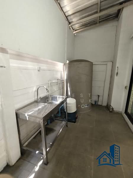 Stories Onnuch-Wongwaen : สตอรี่ อ่อนนุช-วงแหวน, กรุงเทพ, ซอย กาญจนาภิเษก 39, ดอกไม้, ประเวศ, กรุงเทพ, 118 ตร.ม., ทาวน์เฮ้าส์ ขาย, โดย Thanest Kongsuk, 500202919 - DDproperty.com