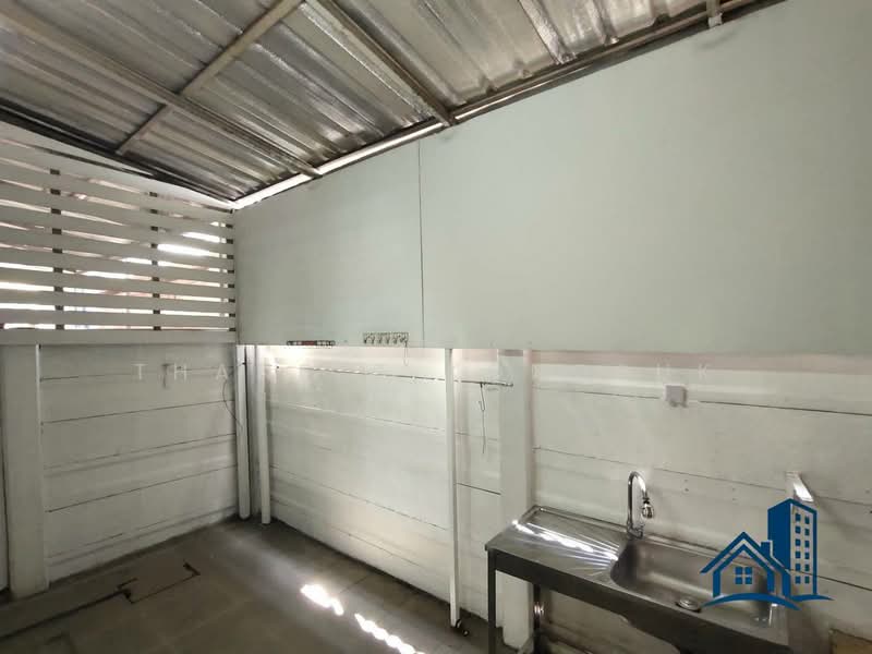 Stories Onnuch-Wongwaen : สตอรี่ อ่อนนุช-วงแหวน, กรุงเทพ, ซอย กาญจนาภิเษก 39, ดอกไม้, ประเวศ, กรุงเทพ, 118 ตร.ม., ทาวน์เฮ้าส์ ขาย, โดย Thanest Kongsuk, 500202919 - DDproperty.com