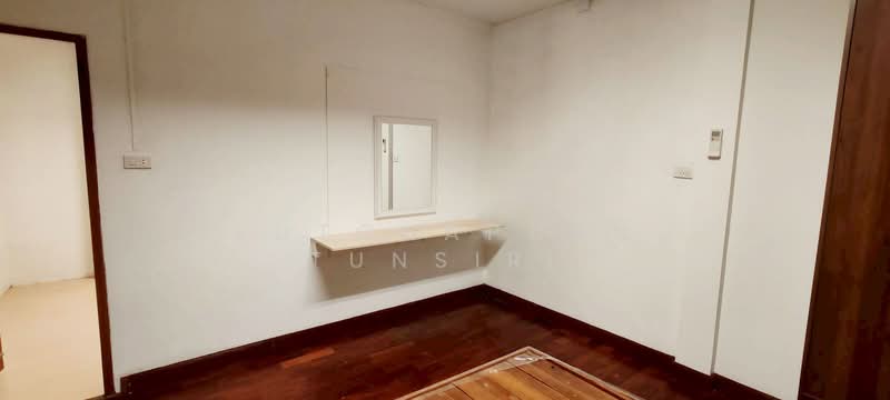 บ้านในโครงการ ให้เช่า – ใกล้โรงเรียนนานาชาติ Meritton British ค่าเช่า 15,000 บาท / เดือน No.9H1026, Chiang Mai, Nong Kwai, Hang Dong, Chiang Mai, 2 Bedrooms, 110 sqm, Single Detached House For Rent, by Rutchaporn Tunsiri, 500202927 - DDproperty.com