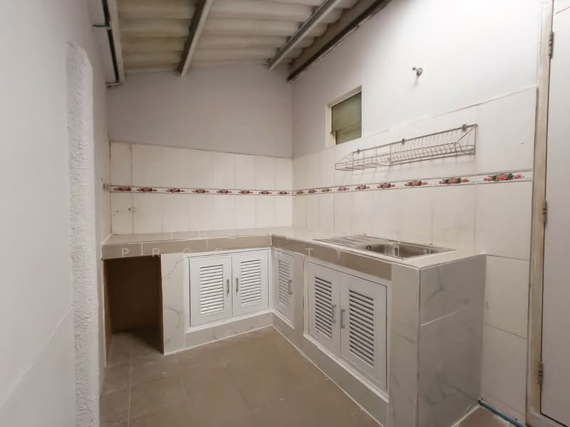 หมู่บ้านแฟมิลี่ซิตี้ทาวน์6 ชลบุรี (Family City Town6), ชลบุรี, นาป่า, เมืองชลบุรี, ชลบุรี, 120 ตร.ม., ทาวน์เฮ้าส์ ขาย, โดย The Best Property ปิ๋ม, 500202929 - DDproperty.com