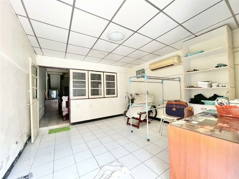 คุ้มทองวิลล่า เทพารักษ์ (Khum Thong Villa), Samut Prakan, ถนนเทพารักษ์, Thepharak, Muang Samut Prakarn, Samut Prakan, 2 Bedrooms, 115 sqm, Townhouse For Sale, by คุณ ภัทรานิษฐ์ วัฒนาจินดาวงศ์ (ไวท์), 500202932 - DDproperty.com