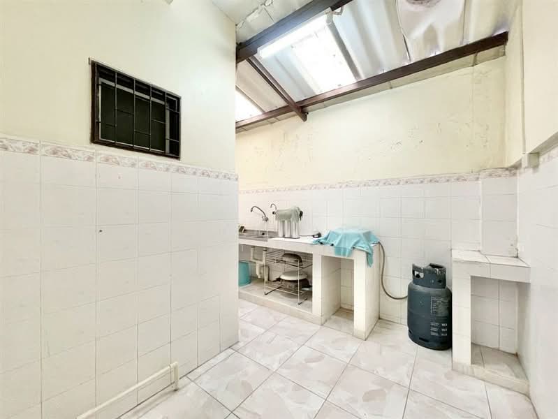 คุ้มทองวิลล่า เทพารักษ์ (Khum Thong Villa), Samut Prakan, ถนนเทพารักษ์, Thepharak, Muang Samut Prakarn, Samut Prakan, 2 Bedrooms, 115 sqm, Townhouse For Sale, by คุณ ภัทรานิษฐ์ วัฒนาจินดาวงศ์ (ไวท์), 500202932 - DDproperty.com