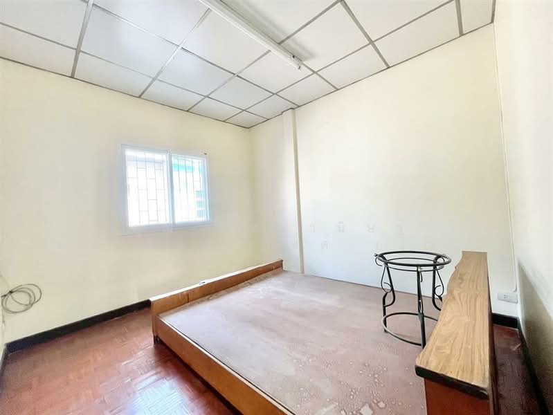 คุ้มทองวิลล่า เทพารักษ์ (Khum Thong Villa), Samut Prakan, ถนนเทพารักษ์, Thepharak, Muang Samut Prakarn, Samut Prakan, 2 Bedrooms, 115 sqm, Townhouse For Sale, by คุณ ภัทรานิษฐ์ วัฒนาจินดาวงศ์ (ไวท์), 500202932 - DDproperty.com