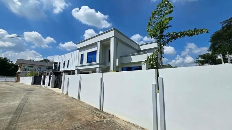 New house near Rim Ping Meta Mall, Chiang Mai, San Phra Net, San Sai, Chiang Mai, 4 Bedrooms, 263 sqm, Single Detached House For Sale, by Shori Asset Group Co., Ltd., 500202946 - DDproperty.com