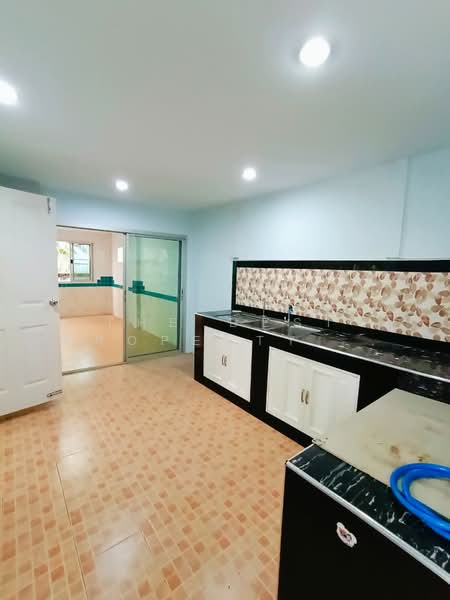 หมู่บ้านเดอะวิลล่า รัตนาธิเบศร์ (The Villa Rattanathibet), นนทบุรี, ท่าอิฐ, ปากเกร็ด, นนทบุรี, 120 ตร.ม., บ้านแฝด ขาย, โดย The Best Property  พัช, 500202949 - DDproperty.com