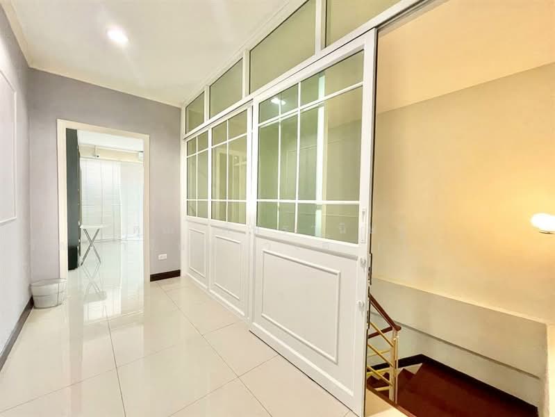 อาคารพาณิชย์ 4 ชั้น 32 ตร.ว. อาคารพาณิชย์ ใกล้รถไฟฟ้าสายสีส้ม ซอยมิสทีน ติดถนนราษฎร์พัฒนา, กรุงเทพ, ติดถนนราษฎร์พัฒนา, สะพานสูง, สะพานสูง, กรุงเทพ, 400 ตร.ม., ตึกแถว-อาคารพาณิชย์ ขาย, โดย คุณ ภัทรานิษฐ์ วัฒนาจินดาวงศ์ (ไวท์), 500202953 - DDproperty.com