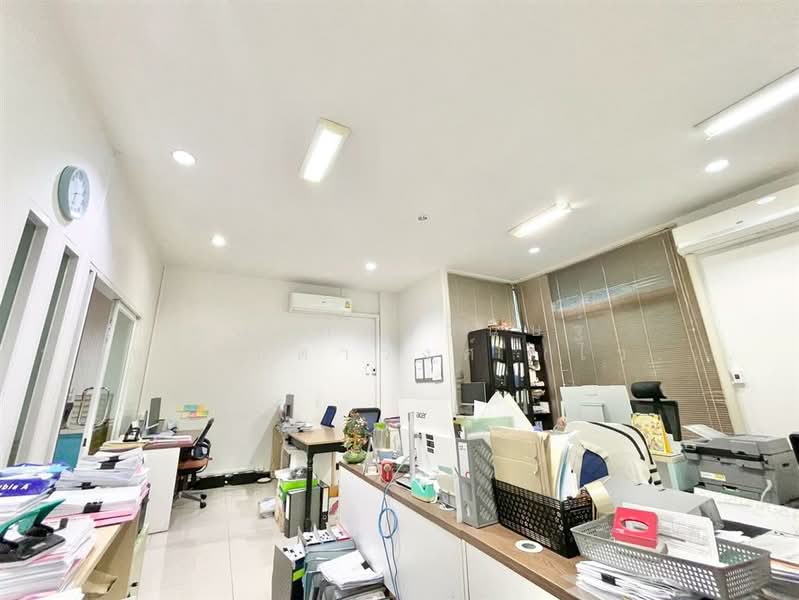 อาคารพาณิชย์ 4 ชั้น 32 ตร.ว. อาคารพาณิชย์ ใกล้รถไฟฟ้าสายสีส้ม ซอยมิสทีน ติดถนนราษฎร์พัฒนา, Bangkok, ติดถนนราษฎร์พัฒนา, Saphan Sung, Saphan Sung, Bangkok, , 400 sqm, Shophouse For Sale, by คุณ ภัทรานิษฐ์ วัฒนาจินดาวงศ์ (ไวท์), 500202953 - DDproperty.com