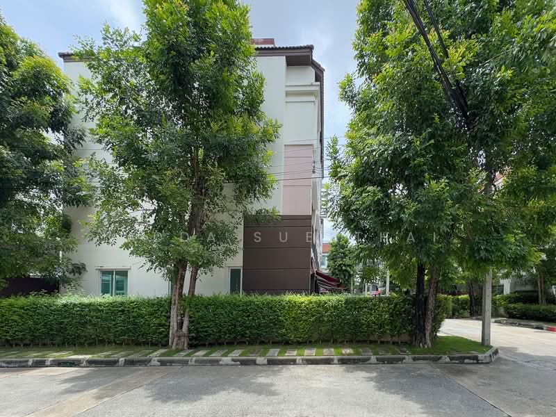 Baan Klang Muang Rama 3-Rat Burana : ทาวน์โฮม บ้านกลางเมือง พระราม 3-ราษฎร์บูรณะ, กรุงเทพ, ถนนราษฏร์บูรณะ ซอย 44, ราษฎร์บูรณะ, ราษฎร์บูรณะ, กรุงเทพ, 152 ตร.ม., บ้านเดี่ยว ขาย, โดย Ladda Suebthai, 500202954 - DDproperty.com