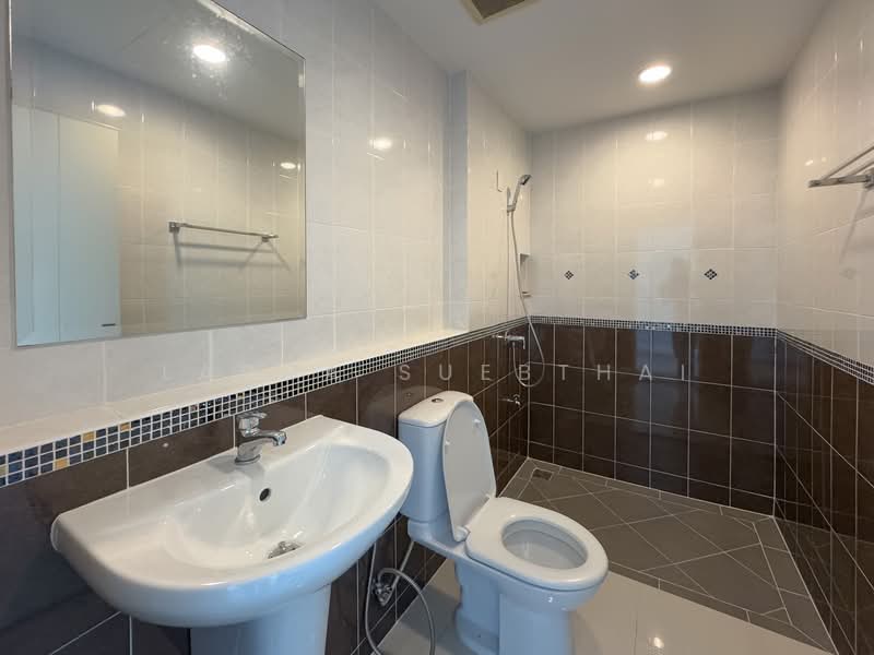 Baan Klang Muang Rama 3-Rat Burana, Bangkok, Ratburana Road, Soi 44, Rat Burana, Rat Burana, Bangkok, 3 Bedrooms, 152 sqm, Single Detached House For Sale, by Ladda Suebthai, 500202954 - DDproperty.com