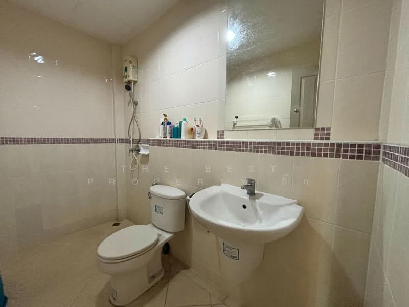 บ้านกลางเมือง สวิสทาวน์ เกษตรนวมินทร์ (Baan Klang Muang Swiss Town Kaset-Nawamin), Bangkok, Chorake Bua, Lat Phrao, Bangkok, 3 Bedrooms, 100 sqm, Townhouse For Sale, by The Best Property กิ๊ก, 500202963 - DDproperty.com