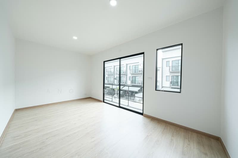 Baan Klang Muang Ramintra-Watcharapol, Bangkok, Chalong Rat Expressway, O-Ngoen, Sai Mai, Bangkok, 3 Bedrooms, 145 sqm, Townhouse For Sale, by Angsanaporn D, 500202967 - DDproperty.com