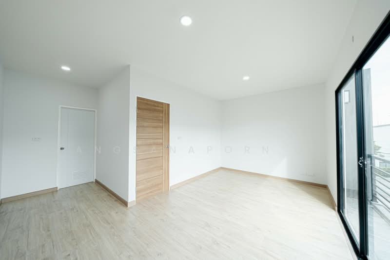 Baan Klang Muang Ramintra-Watcharapol, Bangkok, Chalong Rat Expressway, O-Ngoen, Sai Mai, Bangkok, 3 Bedrooms, 145 sqm, Townhouse For Sale, by Angsanaporn D, 500202967 - DDproperty.com