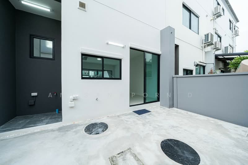 Baan Klang Muang Ramintra-Watcharapol, Bangkok, Chalong Rat Expressway, O-Ngoen, Sai Mai, Bangkok, 3 Bedrooms, 145 sqm, Townhouse For Sale, by Angsanaporn D, 500202967 - DDproperty.com