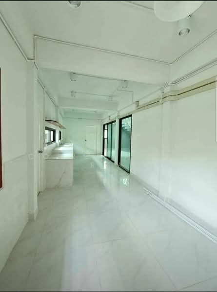 Home office ใหม่ กลางโชคชัย 4, Bangkok, Lat Phrao, Lat Phrao, Bangkok, , 180 sqm, Office Space For Rent, by CorrectProperty, 500202968 - DDproperty.com