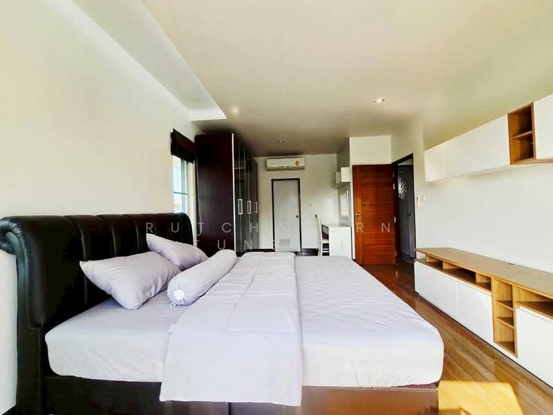 บ้านให้เช่า – ใกล้ตลาดเจริญเจริญ เพียง 5 นาที ค่าเช่า 25,000 บาท / เดือน รหัสทรัพย์ : No.13H704, Chiang Mai, San Ton Pao, San Kamphaeng, Chiang Mai, 3 Bedrooms, 150 sqm, Single Detached House For Rent, by Rutchaporn Tunsiri, 500202976 - DDproperty.com