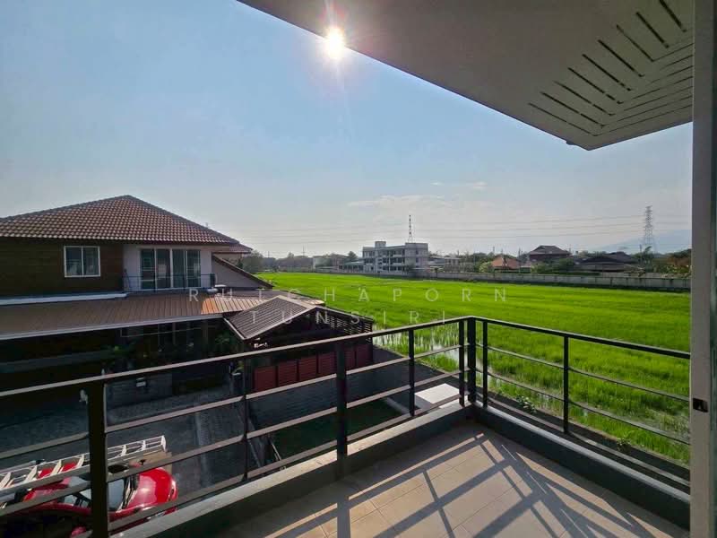 บ้านให้เช่า – ใกล้ตลาดเจริญเจริญ เพียง 5 นาที ค่าเช่า 25,000 บาท / เดือน รหัสทรัพย์ : No.13H704, เชียงใหม่, ต้นเปา, สันกำแพง, เชียงใหม่, 150 ตร.ม., บ้านเดี่ยว ให้เช่า, โดย Rutchaporn Tunsiri, 500202976 - DDproperty.com