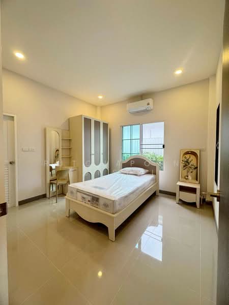 บ้านสวยให้เช่า – ใกล้กาดฝรั่ง เพียง 5 นาที ค่าเช่า 25,000 บาท / เดือน รหัสทรัพย์ : No.14H1064, Chiang Mai, Ban Waen, Hang Dong, Chiang Mai, 3 Bedrooms, 110 sqm, Single Detached House For Rent, by Rutchaporn Tunsiri, 500202989 - DDproperty.com