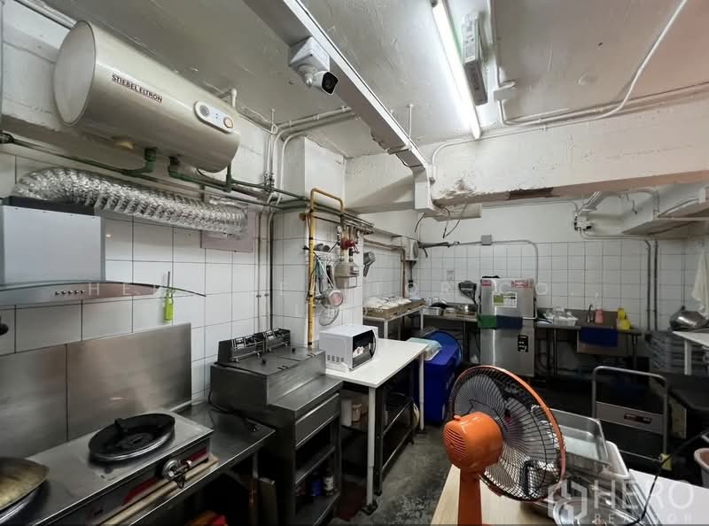 ให้เช่า - For rent Retail Space 350 sqm in Khlong Tan Nuea Watthana BTS Thonglor Bangkok BRE21682, กรุงเทพ