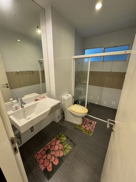 Nirvana Beyond Rama 9, Bangkok, Suan Luang, Suan Luang, Bangkok, 3 Bedrooms, 250 sqm, Single Detached House For Sale, by Sirikamol Choonpicharn, 500202996 - DDproperty.com