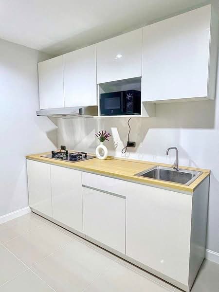 บ้านให้เช่า – ใกล้โรงเรียนนานาชาติยูนิตี้คอนคอร์ด เพียง 5 นาที ค่าเช่า 32,000 บาท / เดือน No.15H840, Chiang Mai, Chai Sa Than, Saraphi, Chiang Mai, 3 Bedrooms, 150 sqm, Single Detached House For Rent, by Rutchaporn Tunsiri, 500202997 - DDproperty.com