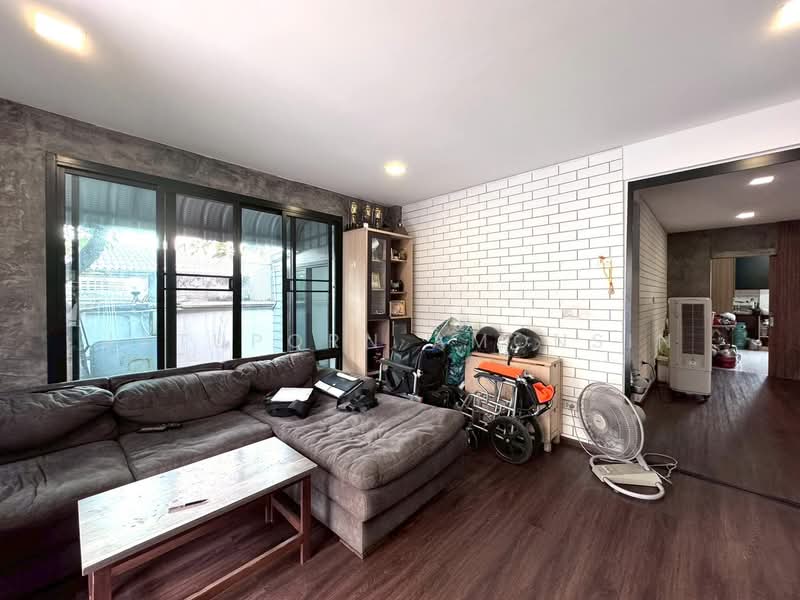 หมู่บ้านสายันต์ 2 ซอยสามัคคี 49 นนทบุรี, Nonthaburi, Tha-Sai, Muang Nonthaburi, Nonthaburi, 9 Bedrooms, 380 sqm, Single Detached House For Sale, by Jatuporn Amonsin, 500203002 - DDproperty.com