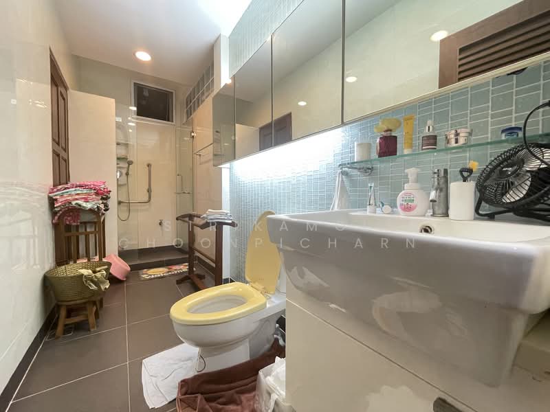 Single House, Bangkok, Phlapphla, Wang Thonglang, Bangkok, 3 Bedrooms, 250 sqm, Single Detached House For Sale, by Sirikamol Choonpicharn, 500203016 - DDproperty.com