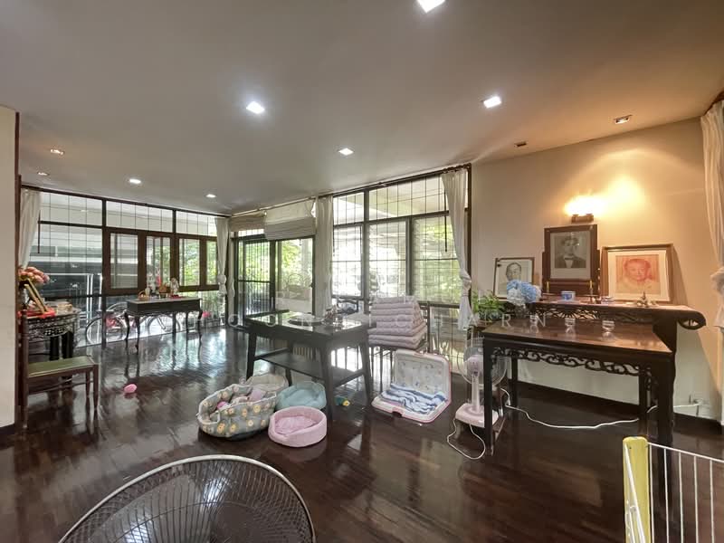 Single House, Bangkok, Phlapphla, Wang Thonglang, Bangkok, 3 Bedrooms, 250 sqm, Single Detached House For Sale, by Sirikamol Choonpicharn, 500203016 - DDproperty.com