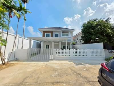 ขาย - Piyawararom 4 Sai Noi : ปิยวรารมย์ 4 ไทรน้อย, นนทบุรี