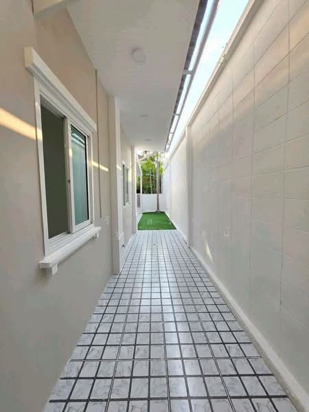 Piyawararom 4 Sai Noi, Nonthaburi, road Ban Kluai-Sai Noi, Sai Noi, Sai Noi, Nonthaburi, 3 Bedrooms, 160 sqm, Single Detached House For Sale, by วัลลภา จันทร์ชิรัตน์, 500203017 - DDproperty.com