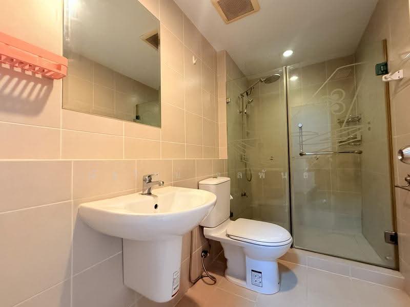Baan Klang Muang S-Sense Onnuch-Wongwan : บ้านกลางเมือง เอสเซ้นส์ อ่อนนุช – วงแหวน, กรุงเทพ, ถนนลาดกระบัง, ลาดกระบัง, กรุงเทพ, 128 ตร.ม., ทาวน์เฮ้าส์ ขาย, โดย ณัฐวิชย์ จุลพันธ์, 500203034 - DDproperty.com