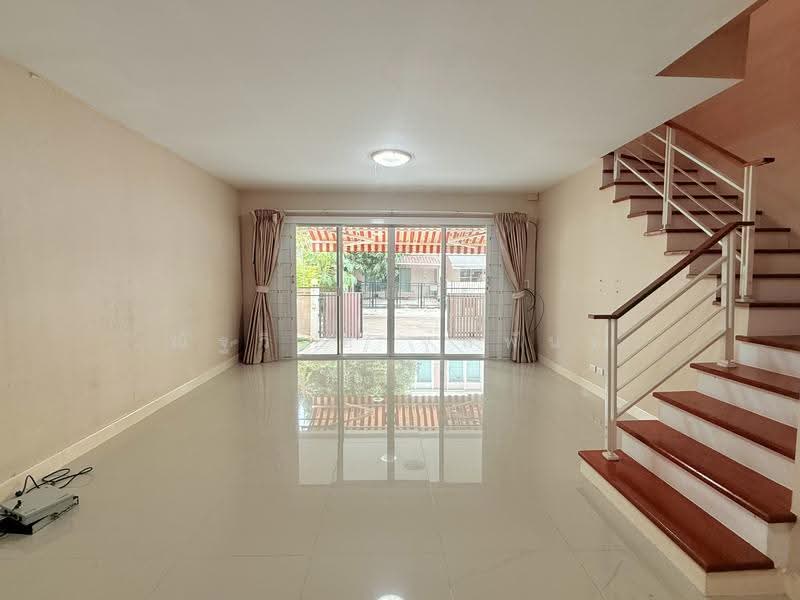 Baan Klang Muang S-Sense Onnuch-Wongwan : บ้านกลางเมือง เอสเซ้นส์ อ่อนนุช – วงแหวน, กรุงเทพ, ถนนลาดกระบัง, ลาดกระบัง, กรุงเทพ, 128 ตร.ม., ทาวน์เฮ้าส์ ขาย, โดย ณัฐวิชย์ จุลพันธ์, 500203034 - DDproperty.com