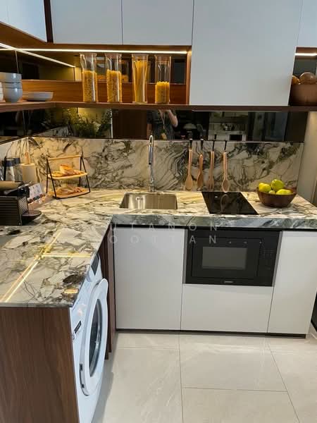 ROMM Convent, Bangkok, 42 Convent Road, Silom, Bang Rak, Bangkok, 1 Bedroom, 60 sqm, Condo Option To Buy, by Jutanon Komoottanaruk, 500203042 - DDproperty.com