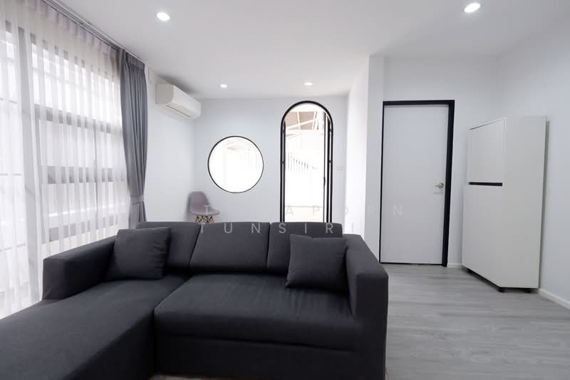 บ้านสวยให้เช่า – ใกล้มหาวิทยาลัยเชียงใหม่ เพียง 5 นาที ค่าเช่า 32,000 บาท / เดือน No.1H442, Chiang Mai, Su Thep, Muang Chiang Mai, Chiang Mai, 3 Bedrooms, 110 sqm, Single Detached House For Rent, by Rutchaporn Tunsiri, 500203067 - DDproperty.com