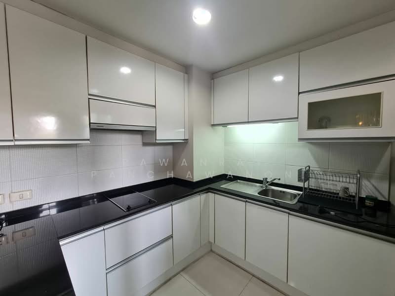 Serene Place Sukhumvit 24, Bangkok, 9 Soi Sukhumvit 24, Sukhumvit Road, Khong Tan, Khlong Toei, Bangkok, 1 Bedroom, 70 sqm, Condo For Rent, by Pawanrat Panchawanon, 500203088 - DDproperty.com