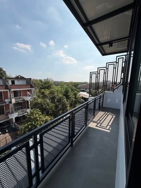 ทาวน์โฮม 4 ชั้น ขนาดใหญ่ ทำเลใจกลางบางนา, สมุทรปราการ, บางพลีใหญ่, บางพลี, สมุทรปราการ, 250 ตร.ม., ทาวน์เฮ้าส์ ให้เช่า, โดย CorrectProperty, 500203095 - DDproperty.com