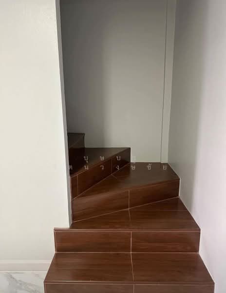 ทำเลซ.รัชดา 36(เสือใหญ่) ให้เช่าทาวน์เฮ้าส์ 2 ชั้น บ้านพร้อมอยู่ ทำเลดี, กรุงเทพ, รัชดาภิเษก, จันทรเกษม, จตุจักร, กรุงเทพ, 150 ตร.ม., ทาวน์เฮ้าส์ ให้เช่า, โดย บุษบา รัตนวงษ์ชัย, 500203156 - DDproperty.com