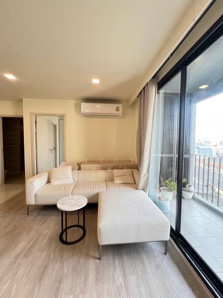 Maestro 03 Ratchada-Rama 9, Bangkok, Soi Ratchadaphisek 3 Ratchadaphisek Road, Din Daeng, Din Daeng, Bangkok, 2 Bedrooms, 74 sqm, Condo For Rent, by วรกร สิทธิลู่ตระกูล, 500203159 - DDproperty.com