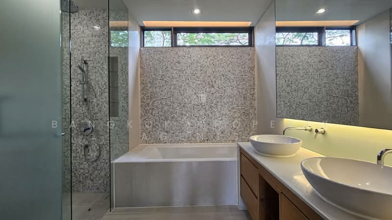 Domus 18, Bangkok, Soi Sukhumvit 18, Khlong Toei, Khlong Toei, Bangkok, 3 Bedrooms, 250 sqm, Condo For Rent, by BANGKOK PROPERTY AGENTS, 500203163 - DDproperty.com