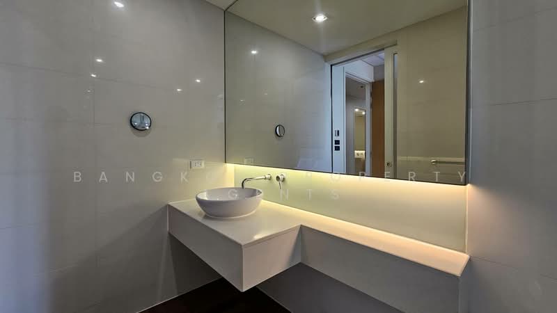 Domus 18, Bangkok, Soi Sukhumvit 18, Khlong Toei, Khlong Toei, Bangkok, 3 Bedrooms, 250 sqm, Condo For Rent, by BANGKOK PROPERTY AGENTS, 500203163 - DDproperty.com