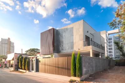 ขาย - Standalone house 3rd road, ชลบุรี