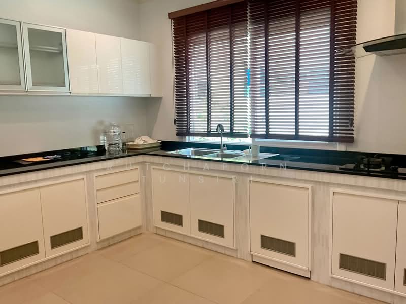 บ้านให้เช่า – ใกล้สนามกอล์ฟเอ็มสปอร์ตคอมเพล็กซ์ เพียง 5 นาที ค่าเช่า 39,000 บาท / เดือน No.13H665, Chiang Mai, San Ton Pao, San Kamphaeng, Chiang Mai, 4 Bedrooms, 150 sqm, Single Detached House For Rent, by Rutchaporn Tunsiri, 500203195 - DDproperty.com