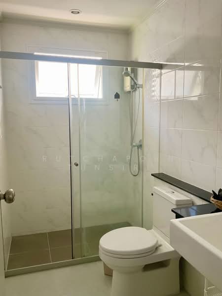 บ้านให้เช่า – ใกล้สนามกอล์ฟเอ็มสปอร์ตคอมเพล็กซ์ เพียง 5 นาที ค่าเช่า 39,000 บาท / เดือน No.13H665, Chiang Mai, San Ton Pao, San Kamphaeng, Chiang Mai, 4 Bedrooms, 150 sqm, Single Detached House For Rent, by Rutchaporn Tunsiri, 500203195 - DDproperty.com