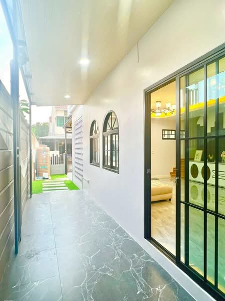 The Trust Town Wongwaen – Lam Luk Ka, Pathum Thani, Soi Bueng Kham Proi, Bung Kham Proi, Lam Luk Ka, Pathum Thani, 3 Bedrooms, 120 sqm, Townhouse For Sale, by วัลลภา จันทร์ชิรัตน์, 500203228 - DDproperty.com