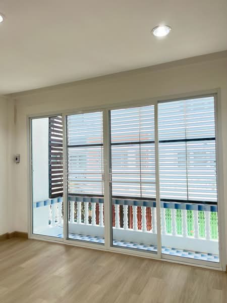 อาคารพาณิชย์ ซอยสุขุมวิท 95, Bangkok, Hua Mak, Bang Kapi, Bangkok, , 156 sqm, Shophouse For Rent, by CorrectProperty, 500203252 - DDproperty.com