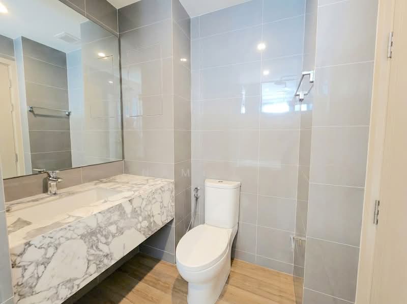 Q Chidlom-Phetchaburi, Bangkok, 1088 Phetchaburi Road, Makkasan, Ratchathewi, Bangkok, 2 Bedrooms, 64 sqm, Condo For Sale, by Nami E., 500203313 - DDproperty.com