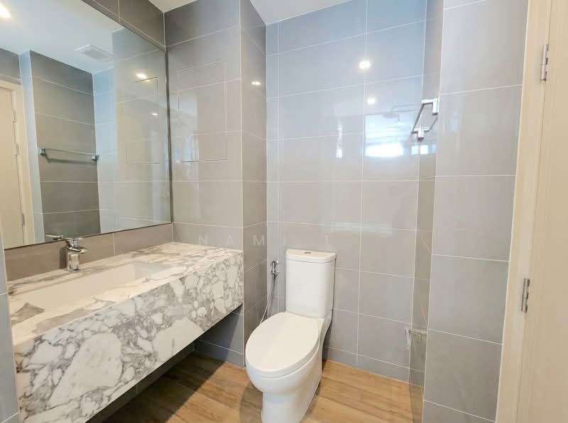 Q Chidlom-Phetchaburi, Bangkok, 1088 Phetchaburi Road, Makkasan, Ratchathewi, Bangkok, 2 Bedrooms, 64 sqm, Condo For Sale, by Nami E., 500203313 - DDproperty.com