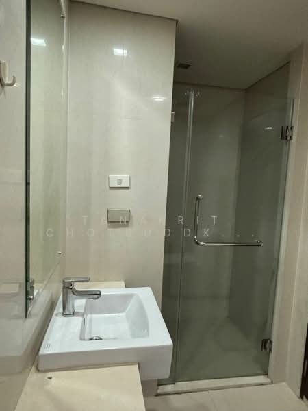 Le Luk Condominium, Bangkok, 1599 291 Sukhumvit Rd, Phra Kanong Nua, Watthana, Bangkok, 1 Bedroom, 53 sqm, Condo For Rent, by Tanakrit Chotbuddkayan, 500203325 - DDproperty.com